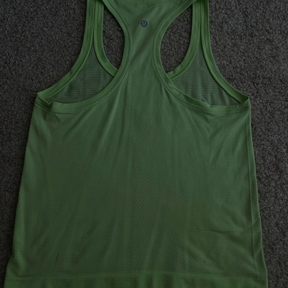 Lululemon Swiftly Tech Racerback Tank Top 2.0 *Race Length - Picture 4 of 12